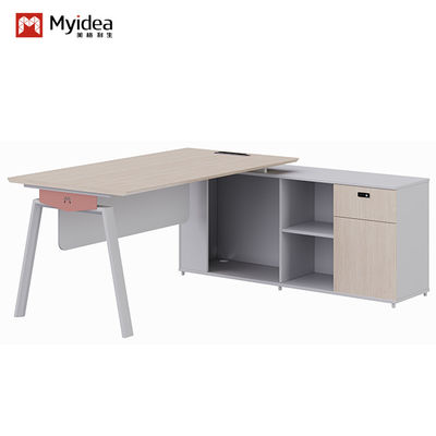 Supporto personalizzazione fabbrica Foshan Myidea moderno 4 persone mobili da ufficio Stazione di lavoro tavolo con gamba di metallo, personale esecutivo Stazione di lavoro moderna ufficio scrivania