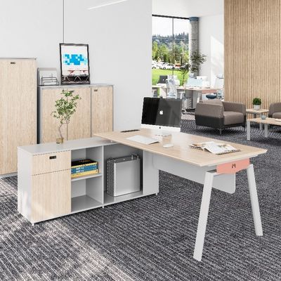comprare Supporto personalizzazione fabbrica Foshan Myidea moderno 4 persone mobili da ufficio Stazione di lavoro tavolo con gamba di metallo, personale esecutivo Stazione di lavoro moderna ufficio scrivania online manufacture
